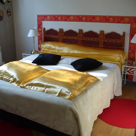 Chambre D'Hotes Dyrslot Saint-Denis-de-Pile ภายนอก รูปภาพ